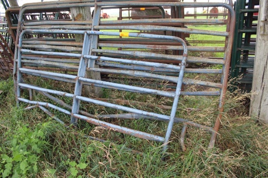 (1) 8', (2) 10' Farmland Corral Panels, Have Damage, One Money