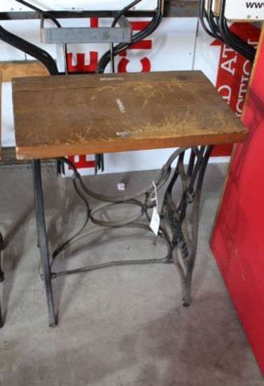 New Home cast iron sewing machine stand with wood top, 14.5"x24"