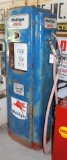 Mobil Model 70 gas pump, Mobilgas Special inserts (missing one), back door