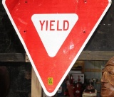 Yield sign, 29.5