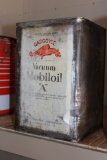 Mobil Gargoyle vacuum A 5gal square oil can