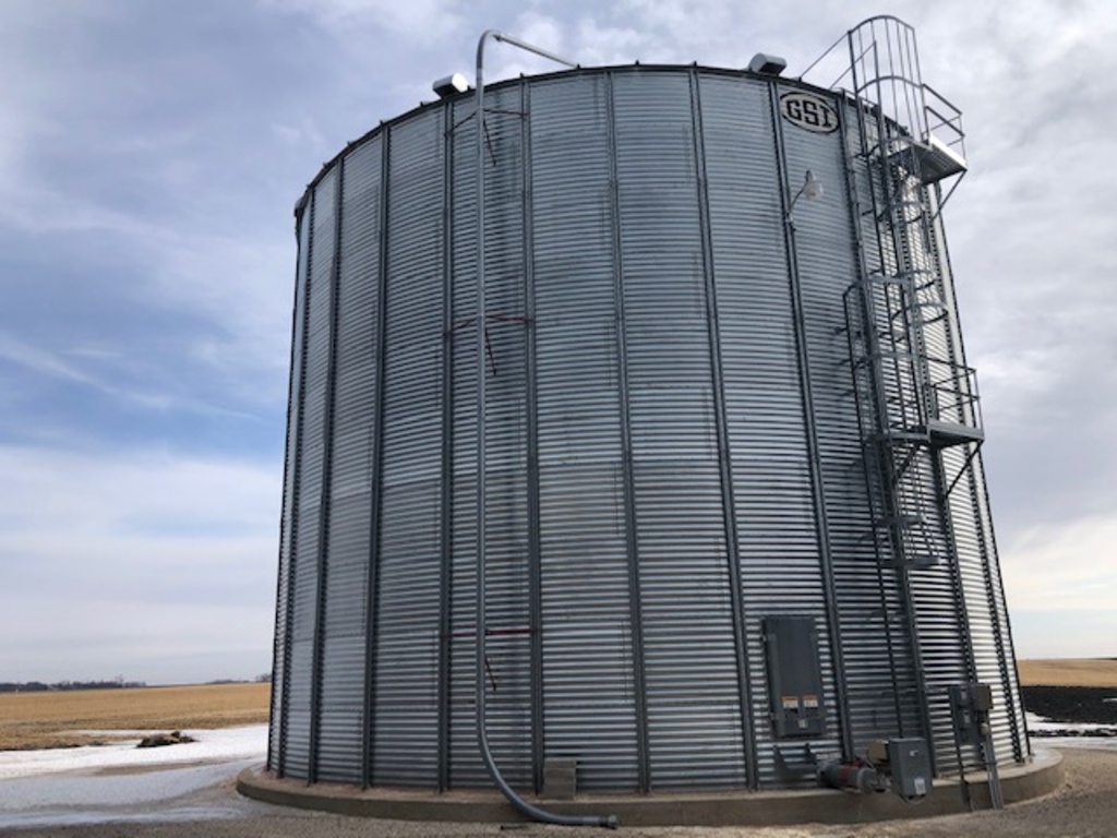 GSI GRAIN BIN, 48 FT DIAMETER, 10 RING, | Farm Equipment & Machinery Grain  & Feed Handling Grain & Feed Storage Grain Bins & Silos | Online Auctions |  Proxibid