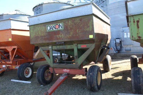 Dakon Approx 250 Bushel Gravity Box, Kewanee 47 Gear, 12.5-15SL