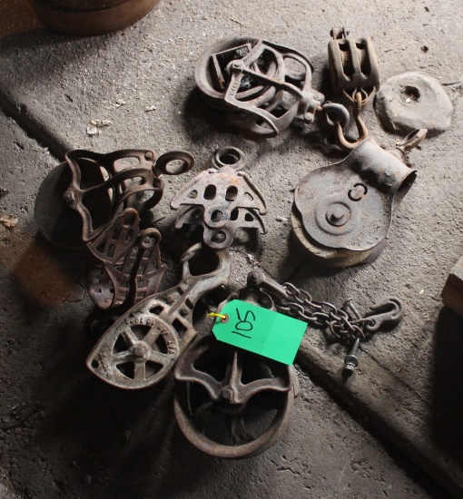CAST & WOOD PULLEYS