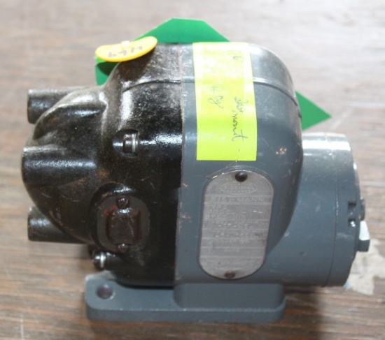 EDISON MAGNETO ,4 CYLINDER BASE MOUNT RECON