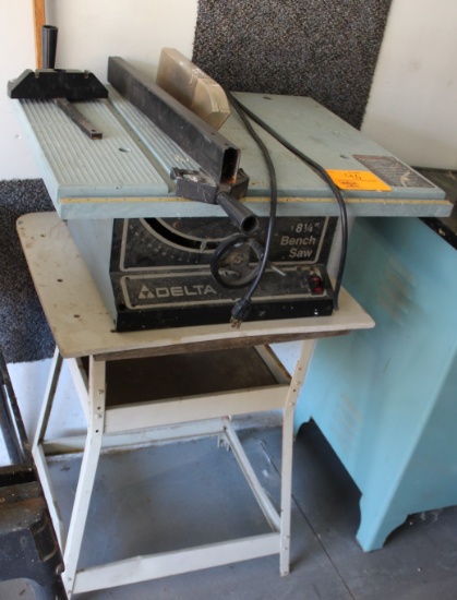 DELTA 8-1/4" BENCH SAW WITH STAND