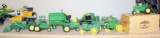 1/64 JOHN DEERE TRACTORS & IMPLEMENTS