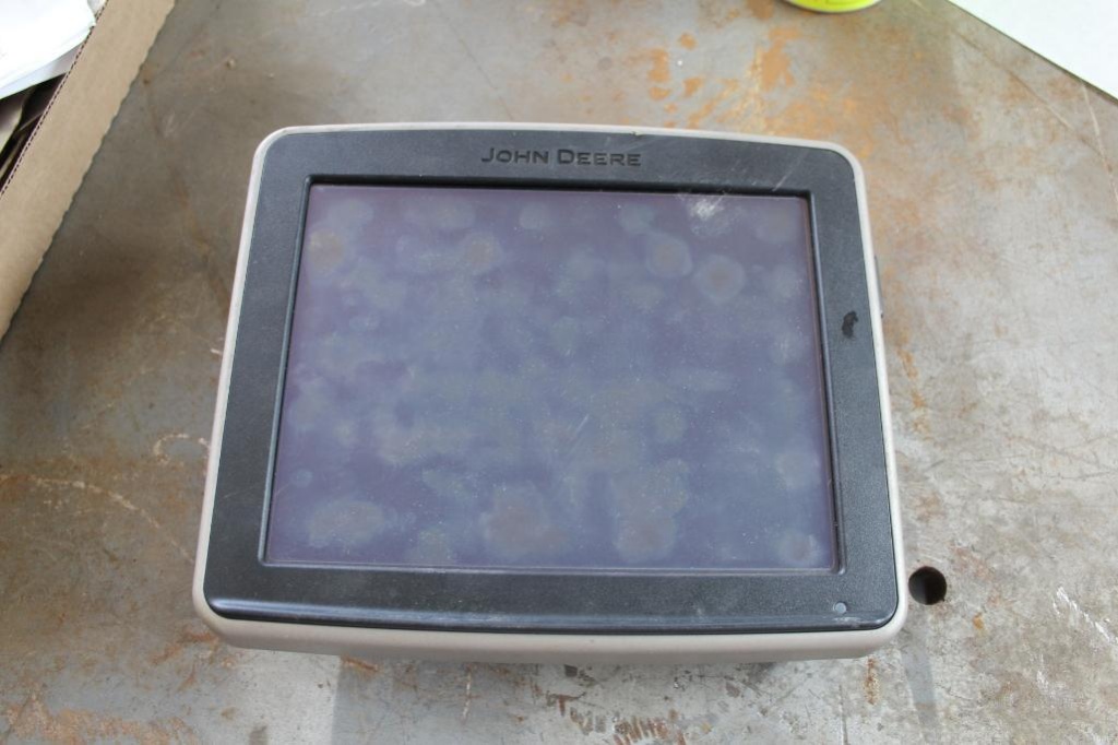 John Deere 2630 Display S N Pcgu2ua P N Pf Date Code 1214 Farm Machinery Implements Agriculture Technology Online Auctions Proxibid