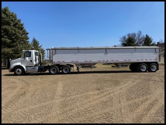 2013 40' Timpte Super Hopper Grain Trailer, 40' x 96" x 66", Spring Ride,