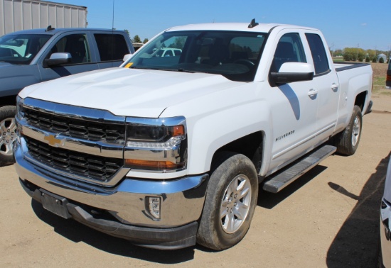 2016 Chevrolet Silverado 1500 LT, 5.3L, Auto 4x4, Auto Trans, 4 Door, 6'5" Box