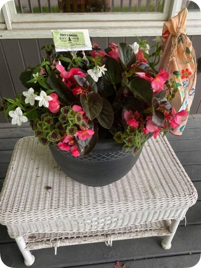 Foresure Begonias and Flower Tea Towel Gardening Basket