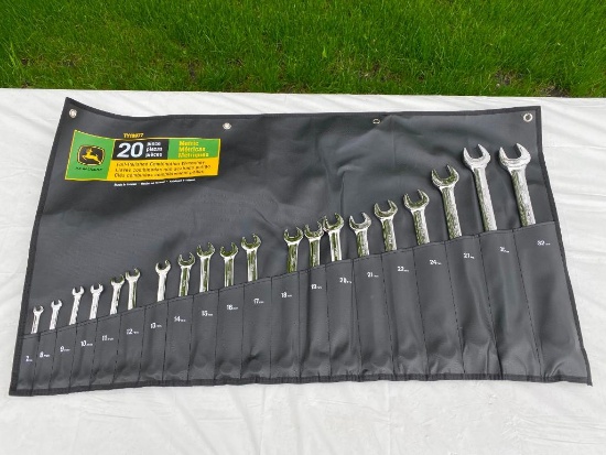 JD 20 piece wrench set