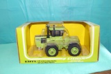 1/32 Steiger Panther ST310, 4wd, box has wea