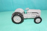 1/16 Ford 9n, 1985 Collector’s Edition, no box