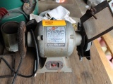 Bench Grinder, 6”, Buyer Must Remove From Bench