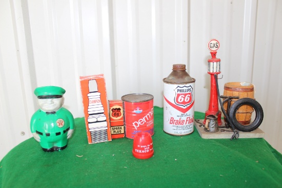 Gas and oil memorabilia, Phillips 66 spark plug, Texaco coin bank