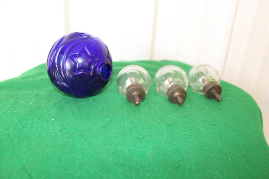 (3) glass drip oiler "made for vacuum oil co," (3) lightning bulbs
