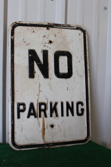 No Parking metal single sided sign, 12"W x 18"H