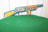Crank style toy tin gun