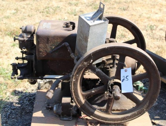 International 1.5HP Gas Engine