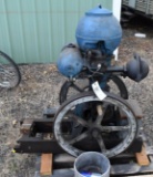 Monitor Type VJ 2HP Vertical Gas Engine