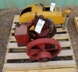 Home Power 1.5HP Vertical Gas Engine, Complete,