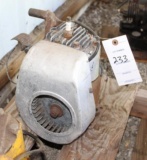 Briggs and Stratton Model WMB Kick Start Gas Engine