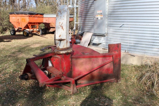 K&M 90" V STYLE SNOWBLOWER, 3PT, 540 PTO, HYD SPOUT, NO CYLINDER