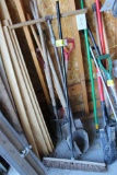 Hand tools, Forks, post hole digger, shovels