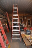 Keller Fiberglass step ladder 300 #, 10'