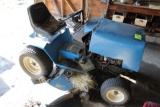 NEW HOLLAND TRACTOR STYLE RIDING LAWN MOWER, MODEL LS-45H, HYDRO, 48