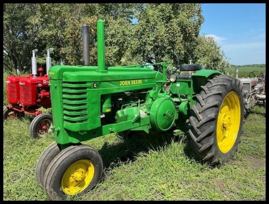 1947 JD G, NF, 15.5-38 Rears, Alum PowerBlock, Alum Pistons, Fenders, Dual Fuel, PTO, SN- 26443