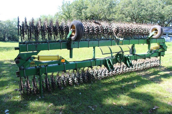 JD 400 Rotary Hoe, 41', Flat Fold, (2) Front Gauge Wheels