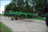 2009 JD 2700 Disk Ripper, 7 Shank, 7