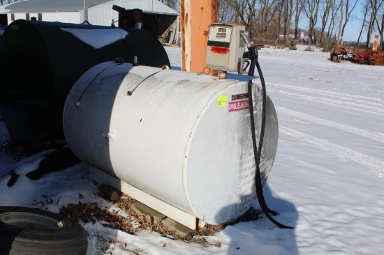 500 GALLON GAS BARREL WITH GASBOY PUMP