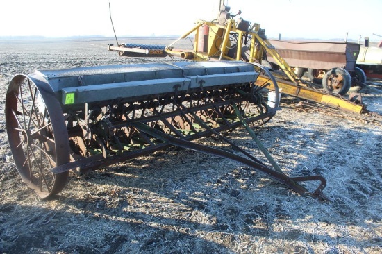 MINNEAPOLIS MOLINE APPROX 10' END WHEEL GRAIN DRILL ON STEEL, 6" SPACING, CLUTCH LIFT, GRASS SEEDER,