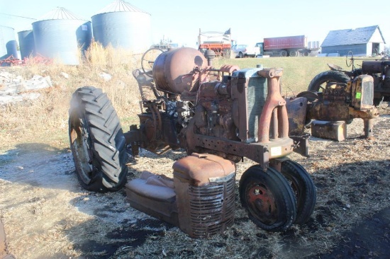 FARMALL M TRACTOR, LP, NF, PTO, NOT RUNNING, S/N# 7435 VERY HARD TO READ