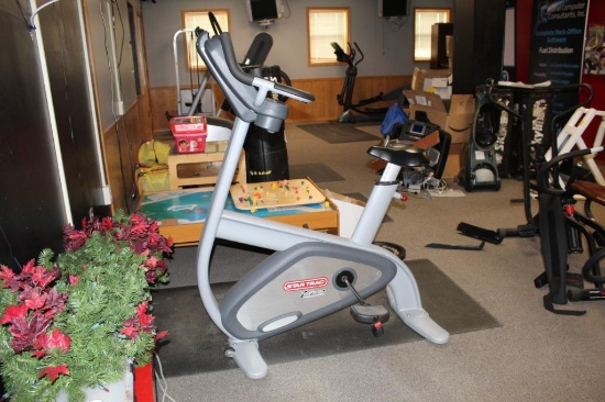 Star Trac Pro Upright Bike