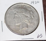 1922 PEACE SILVER DOLLAR, EXTRA FINE