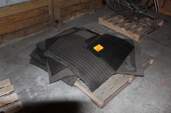 PALLET OF RUBBER FLOOR MATS