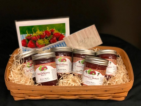 Brouwer Berries Gift Basket