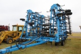 DMI 59.5' TIGER MATE FIELD CULT, 5 FOLD, WALKING TANDEMS ON MAIN FRAME & WINGS,