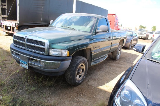 *** 1998 DODGE RAM 1500, LARAMIE, 4X4, REGULAR CAB, V-8 MAGNUM, AUTO, 8' BOX, BOX LINER