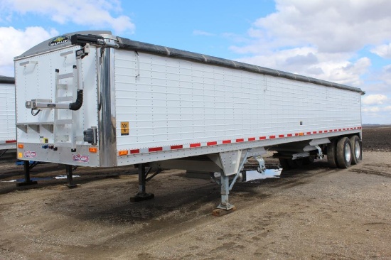 ***1999 Wilson 40' Pacesetter Ag Hopper Btm Grain Trailers DW Model 401,