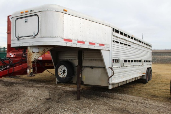 *** 1998 FEATHERLITE 7' X 24' 5TH WHEEL ALUMINUM LIVESTOCK TRAILER, 7000 POUND TANDEM AXLES,