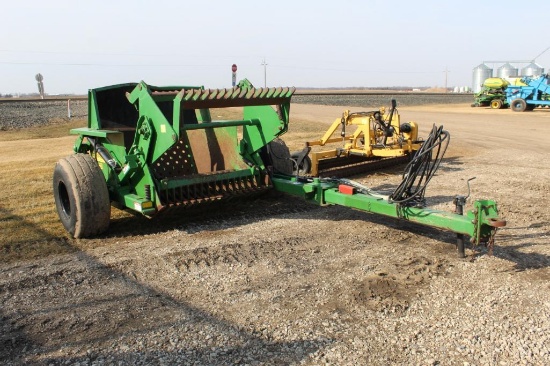 SUMMERS 700 REEL TYPE ROCK PICKER, HITCH HAS HAD SOME REPAIR, BOUGHT NEW