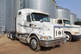 *** 2003 INTERNATIONAL 9200I EAGLE SEMI TRACTOR, CUMMINS ISM, 10 SPEED, JAKE BRAKE, AIR RIDE,