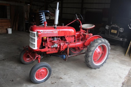 FARMALL CUB TRACTOR, HAS BEEN RESTORED, MID SICKLE MOWER SELLS SEPARATELY