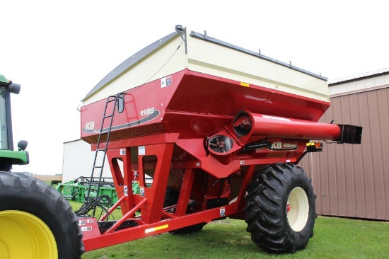 KILLBROS 1185 GRAIN CART, 30.5L-32 SINGLES, ROLL TARP, HYD AUGER CHUTE, 1-3/4" 1000 PTO,