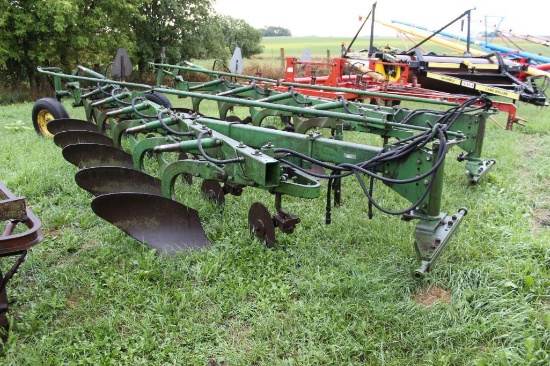 JOHN DEERE 350 5-16" HYD RESET PLOW, (5) COULTERS